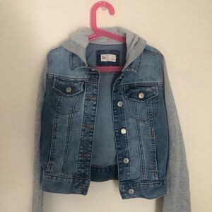 Girls knit sleeve denim jacket, size L